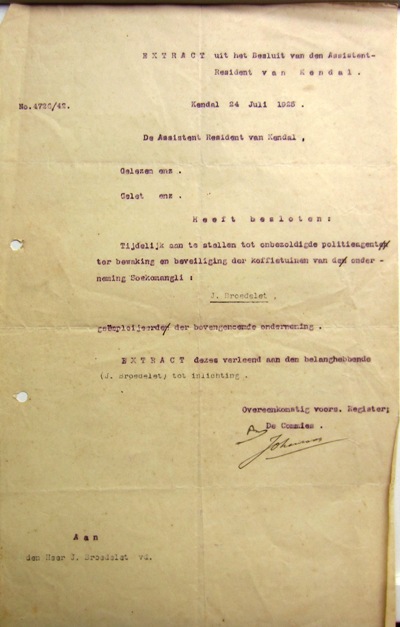 De officiële aanstelling van Jacques Broedelet als politieman in Weleri (Kendal) {1925:Kendal, Weleri, Indonesië}