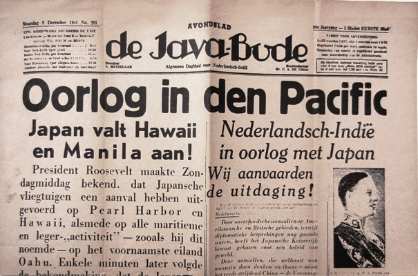7 december 1941 valt Japan de USA aan, daarop verklaart Nederland de oorlog aan Japan {1941:Pearl Harbour, USA}