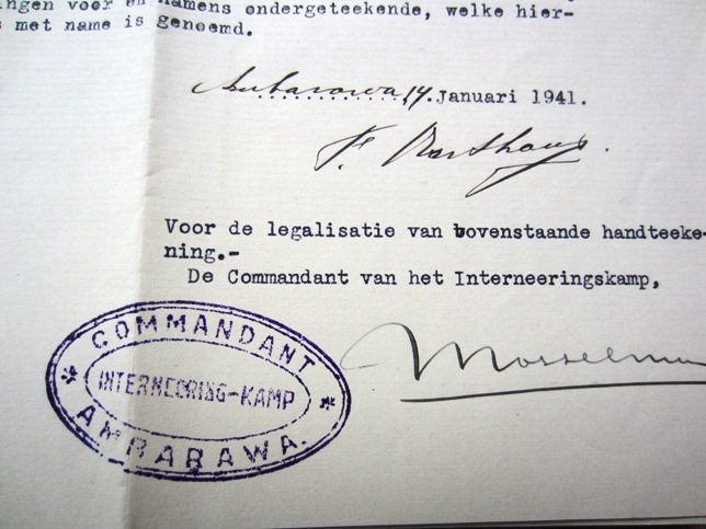 Vanuit Ambarawa stuurt Fredrik in 1942 zijn vrouw een 'Algemeene Volmacht'. Dan kan zij tenminste over zijn bezittingen beschikken {1941:Ambarawa, Indonesië}