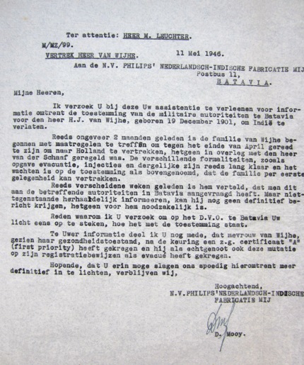 Pas na brieven van de Philipsdirectie aan allerlei instanties krijgt Henk in september 1946 een permit om Indië te verlaten {1946:Jakarta}